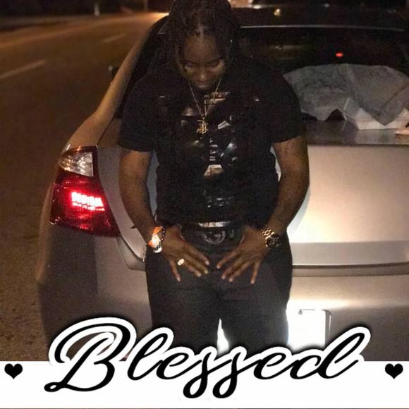 Meet your Posher, Sherell - Picture 1 of 1